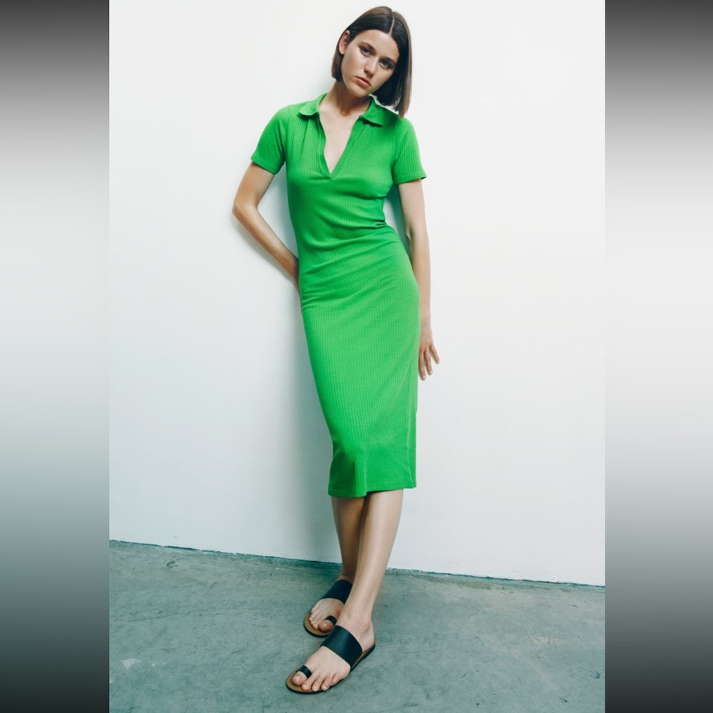 🟢 Zara Green Midi Ribbed Dress V-Neck Fitted Bodycon Size M – New